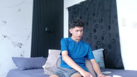 Snapshot of noah_tyler_ chatting on July 2026 03:14:02 PM noah tyler online show from July 2026 03:14:02 PM
