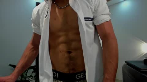 LIAM- noah online show from April 2026 01:51:02 PM