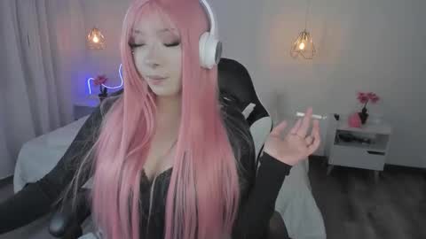 Noah  online show from December 2025 05:56:01 AM