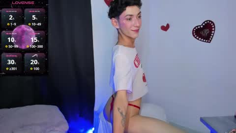 Snapshot of noahfox_12 chatting on June 2026 12:55:01 AM Noah fox online show from June 2026 12:55:01 AM