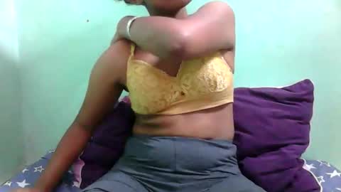 noellah online show from October 2025 01:29:01 PM