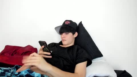 noha_xxx09 online show from April 2026 04:23:01 PM