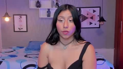 Snapshot of nohemi_louse chatting on February 2025 12:26:01 AM Nohemi online show from February 2025 12:26:01 AM