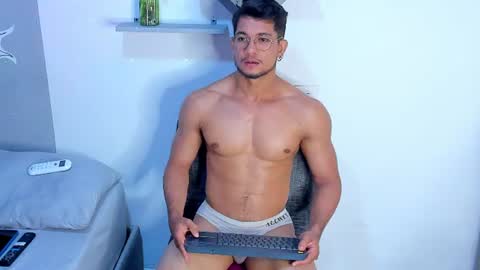 Snapshot of nolan_joness chatting on June 2026 01:17:02 AM Im Nolan online show from June 2026 01:17:02 AM