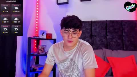 Nolan  online show from November 2025 07:12:01 PM