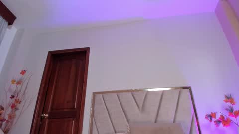 Nora Da Silva online show from February 2026 02:53:01 AM