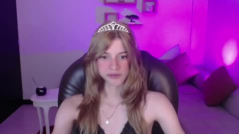 Nora online show from January 2025 07:28:02 PM