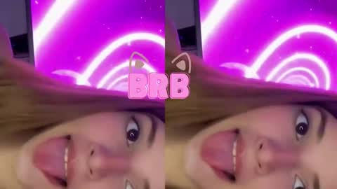 Nora online show from September 2025 07:15:02 PM