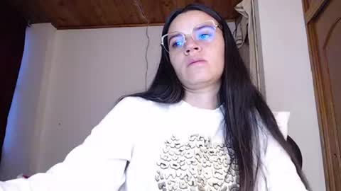 noreen_ online show from July 2026 11:23:02 PM