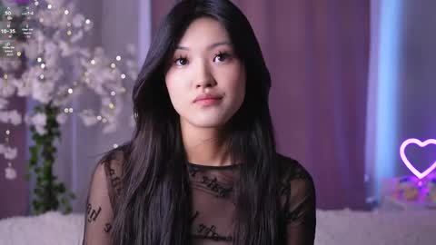 Snapshot of noreenbeckey chatting on June 2026 08:04:01 AM Nore online show from June 2026 08:04:01 AM