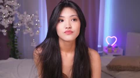 Snapshot of noreenbeckey chatting on July 2026 08:29:01 AM Nore online show from July 2026 08:29:01 AM