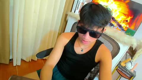 Snapshot of noregrets4moriel_ chatting on July 2026 02:56:02 PM Hi im ariel online show from July 2026 02:56:02 PM