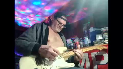 notflamingfart online show from December 2025 06:48:02 PM