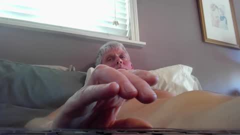 notimeoff562 online show from February 2026 06:50:01 PM