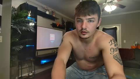 Snapshot of notoribliss chatting on October 2025 01:20:01 PM Riley online show from October 2025 01:20:01 PM