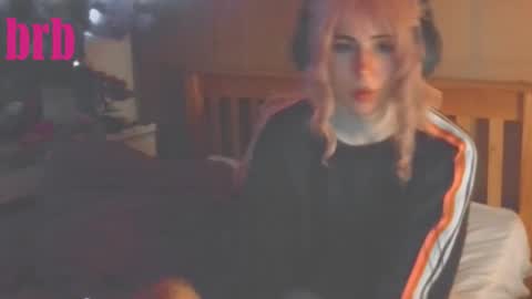 Lucy online show from October 2025 08:51:02 PM