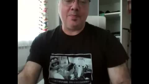 Snapshot of nounoursss974 chatting on February 2025 07:59:02 AM sweet bear online show from February 2025 07:59:02 AM