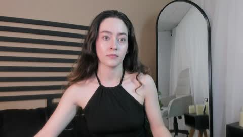 nova_grey__ online show from June 2026 03:14:02 PM