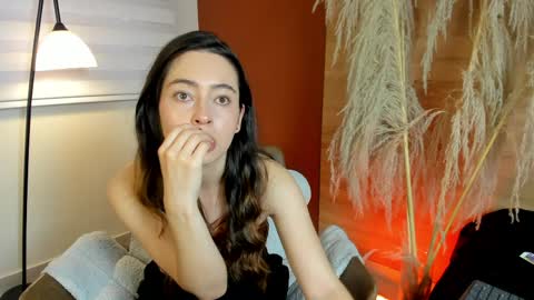 nova_grey__ online show from June 2026 01:06:02 PM