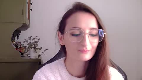 nova_mystic online show from October 2025 12:37:01 PM