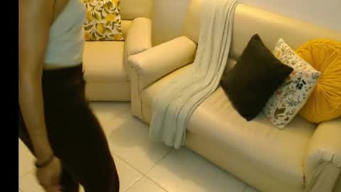 novaperotti online show from November 2025 01:05:02 AM