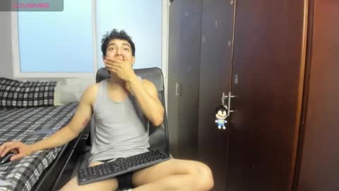 Noxx  online show from November 2025 08:33:02 PM