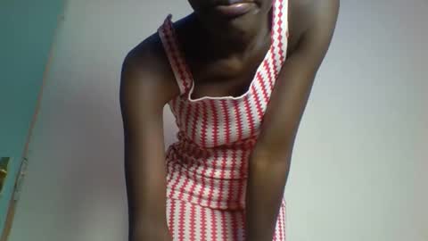 nubian_queen001 online show from March 2026 01:14:02 PM