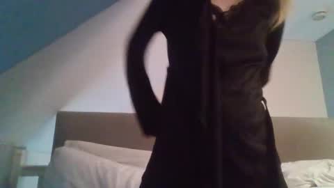 Alice  Nudgeman online show from October 2025 09:21:02 AM