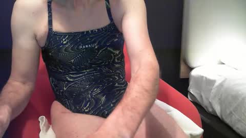 Nuisette007 online show from February 2026 06:37:02 PM