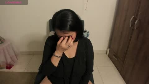 nuit_rose online show from April 2026 01:12:02 AM