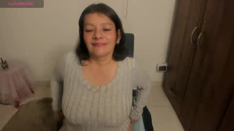 nuit_rose online show from April 2026 01:42:02 AM