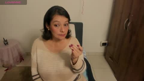 nuit_rose online show from April 2026 02:03:02 AM