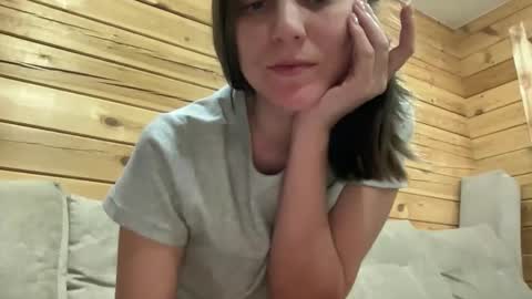 Ema online show from October 2025 04:27:01 PM