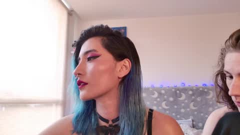 Nusitacouple online show from April 2026 09:50:02 PM