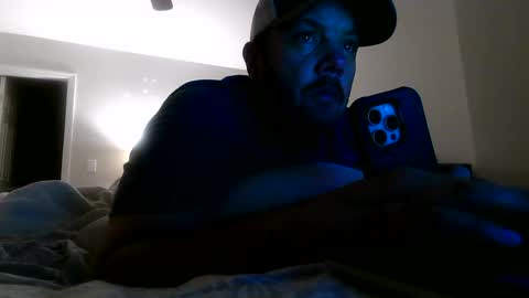 nuttincowboy727272 online show from February 2026 02:24:01 AM