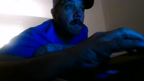 nuttincowboy727272 online show from April 2026 01:38:02 AM