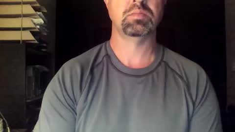 nvrenuff1979 online show from October 2025 09:41:01 AM