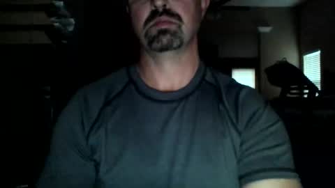 nvrenuff1979 online show from December 2025 12:47:02 PM