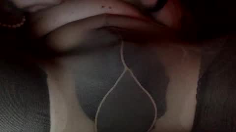 Snapshot of nylon2412 chatting on December 2024 07:30:01 AM nylon2412 online show from December 2024 07:30:01 AM