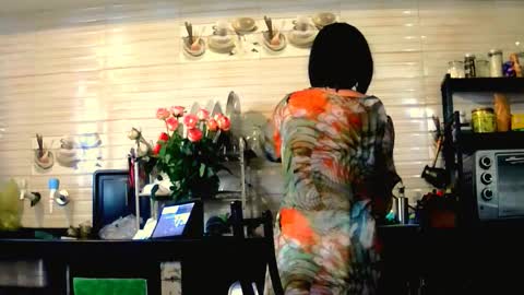 Scarlett online show from November 2025 08:00:02 AM