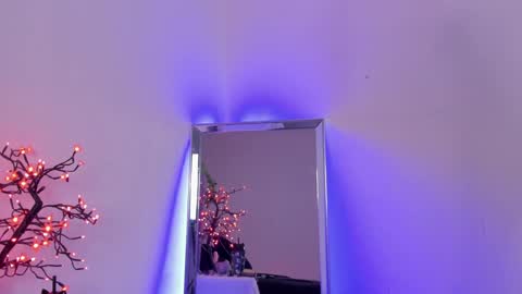   online show from December 2024 12:55:02 PM