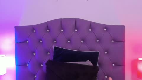   online show from January 2025 03:43:01 PM