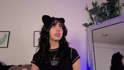   online show from October 2025 06:43:01 AM