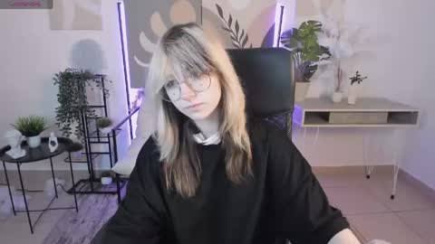Snapshot of nyxcalderra chatting on May 2026 04:53:01 AM Nyx online show from May 2026 04:53:01 AM