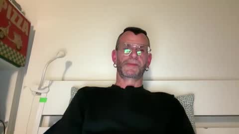 Jonathan Deep online show from May 2026 07:41:02 PM