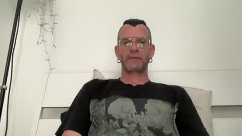 Jonathan Deep online show from June 2026 10:02:02 AM