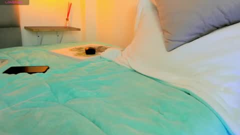 Lyam online show from December 2024 05:34:01 AM