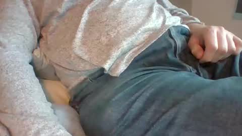 obedient9402 online show from December 2024 01:49:02 PM