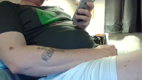 obedient9402 online show from November 2025 10:42:02 PM