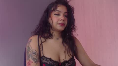 Vale online show from November 2025 04:14:02 PM